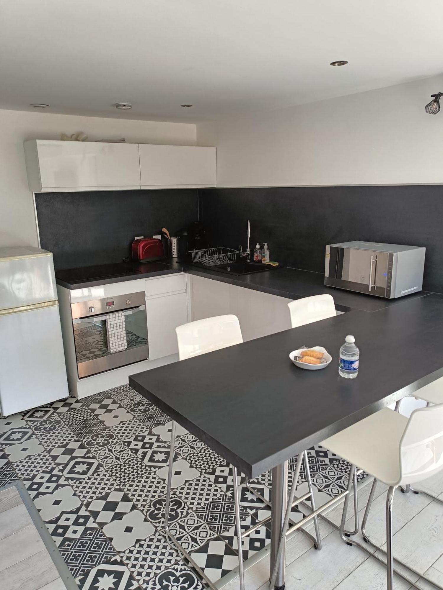 Appartement 30 M2 Neuf + Terrasse Brindas 외부 사진